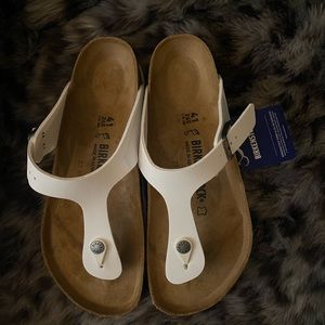 Birkenstock Gizeh Sandal size 41/ US 10 Color: White